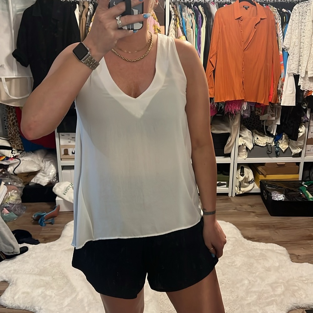 Bloomingdales Aqua White V-Neck Sleeveless Tank Blouse